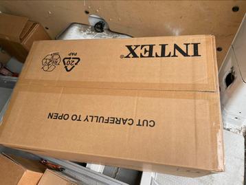 Intex boot beschikbaar voor biedingen