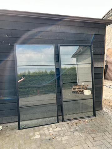 Douche scherm en deur beschikbaar voor biedingen