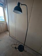 Zwarte industriële vloerlamp met verstelbare kap, Ophalen, Zo goed als nieuw, 150 tot 200 cm