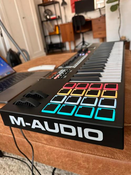 M-Audio Code 49 BK + M-Audio SP-2 Sustain Pedaal – werkt top, Muziek en Instrumenten, Midi-apparatuur, Zo goed als nieuw, Ophalen