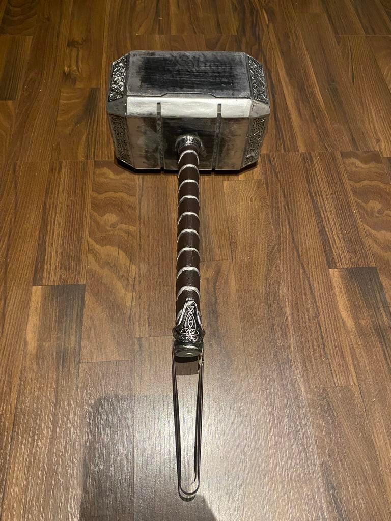 Massieve Thor hamer van de superheld van Marvel, Ophalen, Zo goed als nieuw