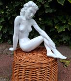 Beeld vrouw naakt 50'er jaren aardewerk, Ophalen of Verzenden