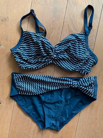 Bikini Esprit maat 75E /42 beschikbaar voor biedingen