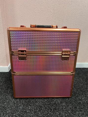 Koffer- make up koffer- beauty koffer- beauty case beschikbaar voor biedingen