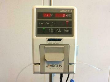 Volumetrische infuuspomp Argus 414 + druppelteller, paalklem beschikbaar voor biedingen