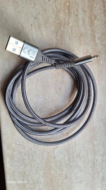 T.KA APPLE IPHONE OPLAADKABEL USB 2 METER LANG  beschikbaar voor biedingen