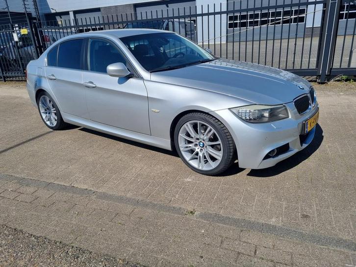 BMW 3-Serie 3.0 325I 160KW AUT 2009 Grijs, Auto's, BMW, Particulier, 3-Serie, Benzine, B, Sedan, Automaat, Geïmporteerd, Zilver of Grijs