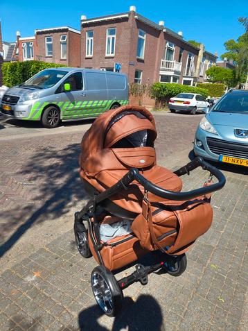 P'tiet Chou combinatie kinderwagen  beschikbaar voor biedingen