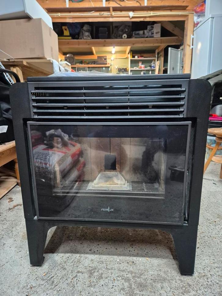 Pelletkachel, Dieren en Toebehoren, Reptielen en Amfibieën | Toebehoren, Zo goed als nieuw, Ophalen of Verzenden