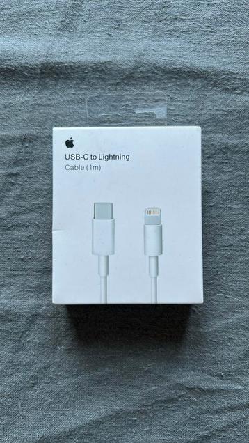 iPhone USB-C Oplaadkabel beschikbaar voor biedingen