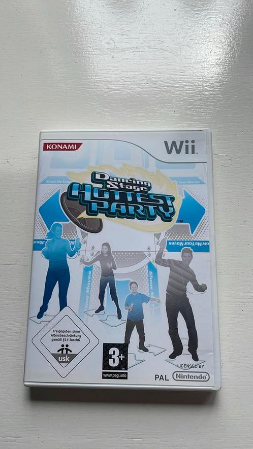 Dancing Stage Revolution Hottest Party + Dance Mat - Wii, Spelcomputers en Games, Games | Nintendo Wii, Zo goed als nieuw, Muziek