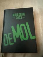 Wie is de Mol? - Wie is de Mol? - Molboekje 2023, Ophalen of Verzenden, Zo goed als nieuw, Wie is de Mol?