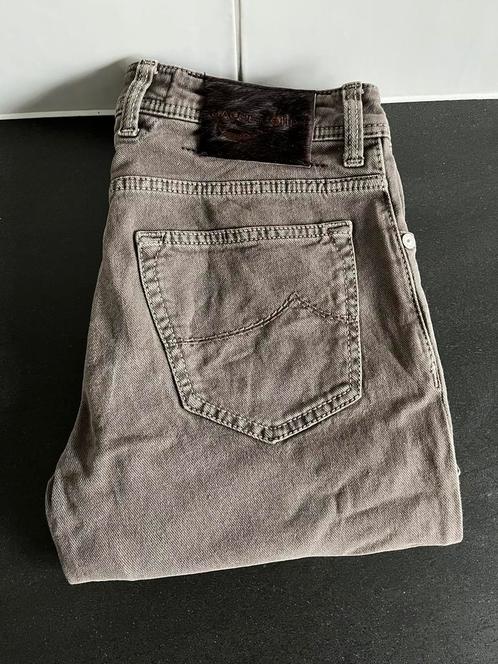 Jacob Cohen jeans size 31 model, Kleding | Heren, Spijkerbroeken en Jeans, Zo goed als nieuw, W32 (confectie 46) of kleiner, Overige kleuren