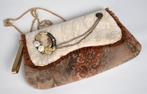 Vintage damestasje/clutch met versiering, Beige, Gebruikt, Ophalen of Verzenden, Avondtasje