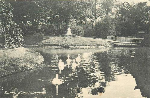 (701-200-015) Sneek Wilhelmina Park, Verzamelen, Ansichtkaarten | Nederland, Friesland, Verzenden