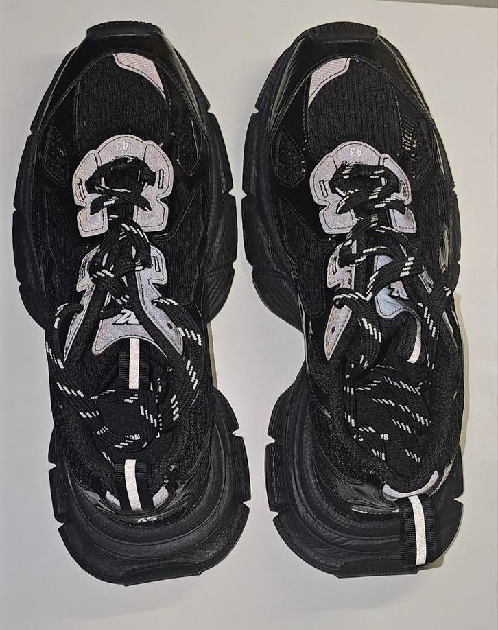 Balenciaga runner 3xl maat 43, Kleding | Heren, Schoenen, Zo goed als nieuw, Sneakers of Gympen, Zwart, Ophalen of Verzenden