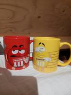 Twee mokken M&M WANTED!, Ophalen of Verzenden, Zo goed als nieuw, Gebruiksvoorwerp