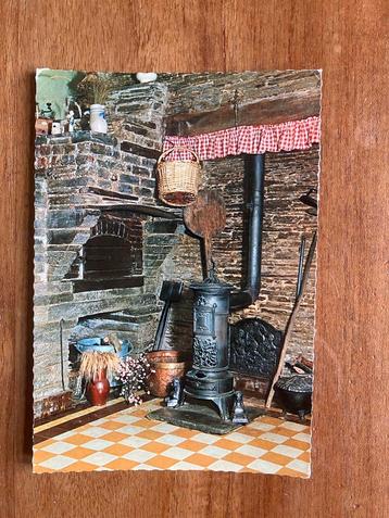 Interieur met gietijzeren Kachel. 1973. beschikbaar voor biedingen