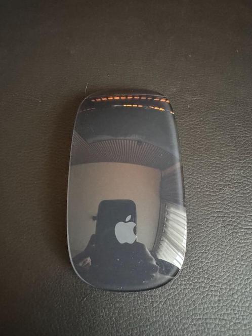 Apple Magic Mouse 2 Space Gray (A1657), Computers en Software, Muizen, Zo goed als nieuw, Muis, Linkshandig, Rechtshandig, Draadloos
