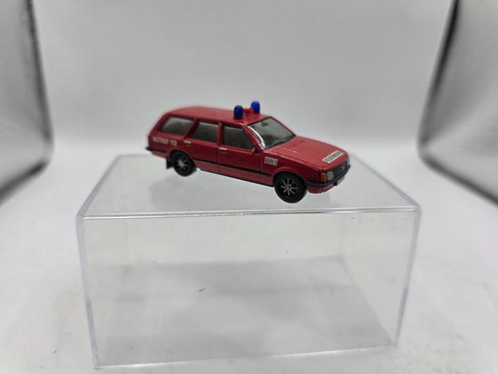 Opel Rekord Caravan 2.0 E - Herpa 1:87, Hobby en Vrije tijd, Modelauto's | 1:87, Zo goed als nieuw, Auto, Herpa, Ophalen of Verzenden
