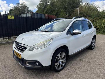 Peugeot 2008 1.6 VTi 120 PK Féline Pano/Clima/Leer/Cruise beschikbaar voor biedingen