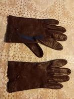 bruine leren handschoenen smal met zijden voering, Ophalen of Verzenden, Zo goed als nieuw, Handschoenen