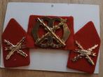 Kraagspiegels en baretembleem: Chassé, Verzamelen, Militaria | Algemeen, Ophalen of Verzenden, Landmacht, Nederland, Embleem of Badge