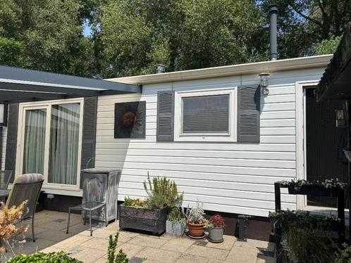 Chalet 10.5 bij 4 mtr, Caravans en Kamperen, Stacaravans, tot en met 4, Ophalen