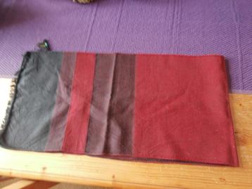 Antieke sjaal bordeaux rood alpi natuurzijde retro bordeaux  beschikbaar voor biedingen