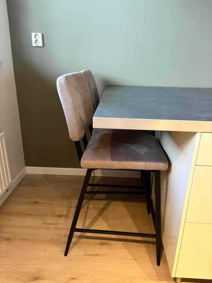 2 pronto barkrukken Gento beige, Huis en Inrichting, Barkrukken, Zo goed als nieuw, 60 tot 90 cm, Ophalen