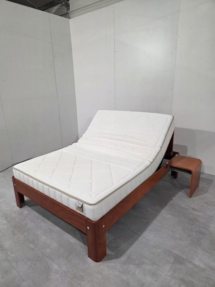 Auping Auronde Elektrisch Bed 140x200 M2, Huis en Inrichting, Slaapkamer | Bedden, Zo goed als nieuw, Eenpersoons, 140 cm, 200 cm
