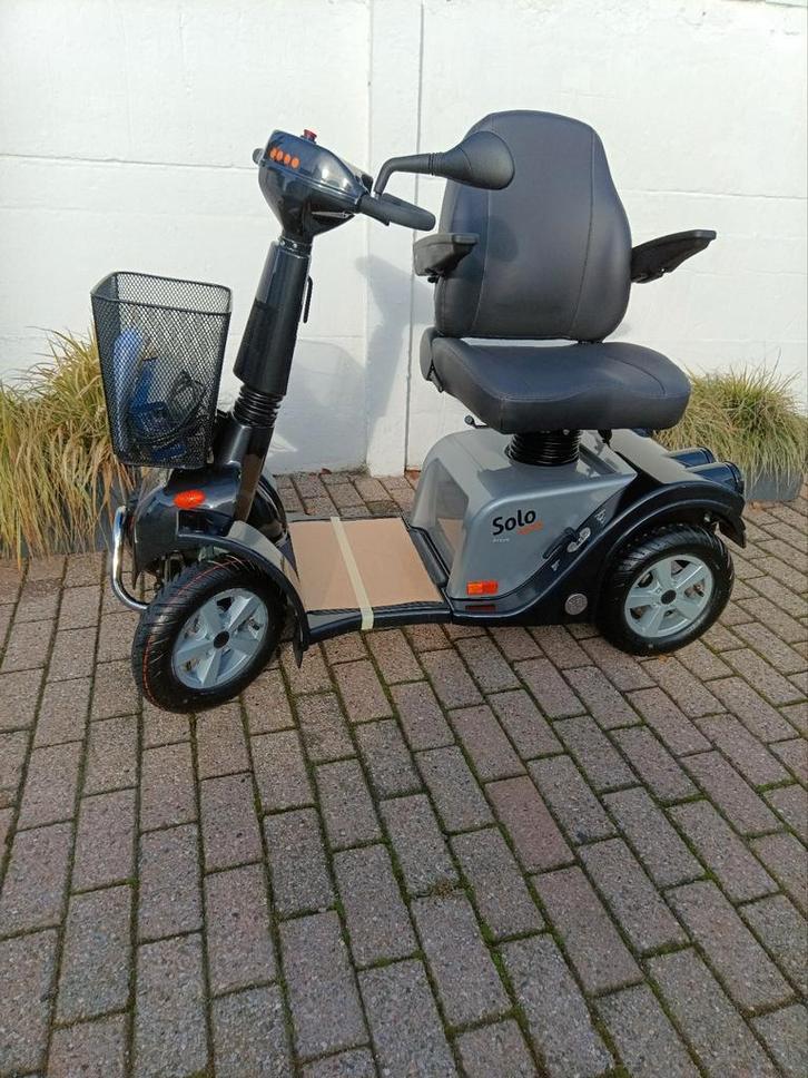 NIEUW❗Scootmobiel SOLO 4 GARANTIE tot 7/2027 Slechts 92km, Diversen, Rolstoelen, Nieuw, Elektrische rolstoel, Ophalen of Verzenden