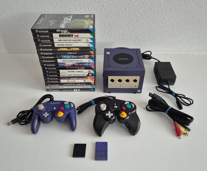 Nintendo Gamecube Console Set 17 Games 2 Controllers, Spelcomputers en Games, Spelcomputers | Nintendo GameCube, Gebruikt, Paars