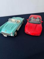 2x Burago Chevrolet Corvette 1957 en C5, Ophalen of Verzenden, Zo goed als nieuw, Auto, Bburago