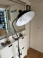Stijlvolle zwarte vloerlamp, Ophalen of Verzenden, Zo goed als nieuw, Metaal, 150 tot 200 cm