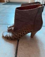 Lederen peeptoe pumps, hakhoogte 6,5 cm, Pumps, Bruin, Ophalen of Verzenden, Zo goed als nieuw