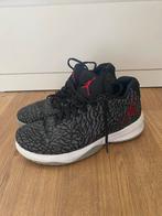 Basketbalschoenen maat 44, Ophalen of Verzenden, Zo goed als nieuw, Schoenen