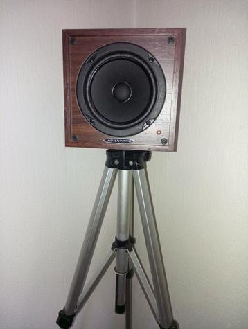 Auratone C5A actieve mixcube met standaard  beschikbaar voor biedingen