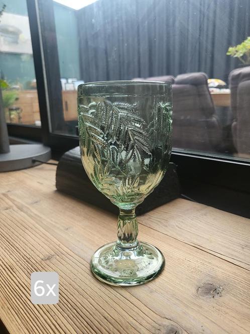 Leuke groene wijnglazen, Verzamelen, Glas en Borrelglaasjes, Zo goed als nieuw, Overige typen, Ophalen of Verzenden
