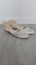 Trouwschoenen June Graham maat 6 (39), Kleding | Dames, Trouwkleding en Trouwaccessoires, Wit, Schoenen, June graham, Ophalen of Verzenden