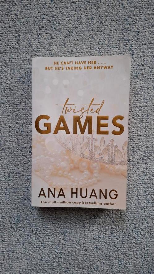Twisted Games - Ana Huang (Engels), Boeken, Taal | Engels, Zo goed als nieuw, Ophalen of Verzenden