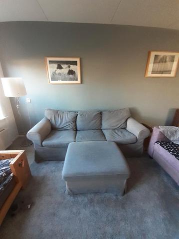 GRATIS Ektorp bank met hocker (ophalen uit Rinsumageest)