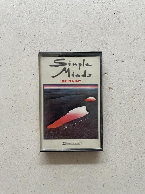 Simple Minds - Life in a Day (cassette), Cd's en Dvd's, Cassettebandjes, Zo goed als nieuw, Origineel, Pop, 1 bandje, Met bewaardoos, rek of koffer