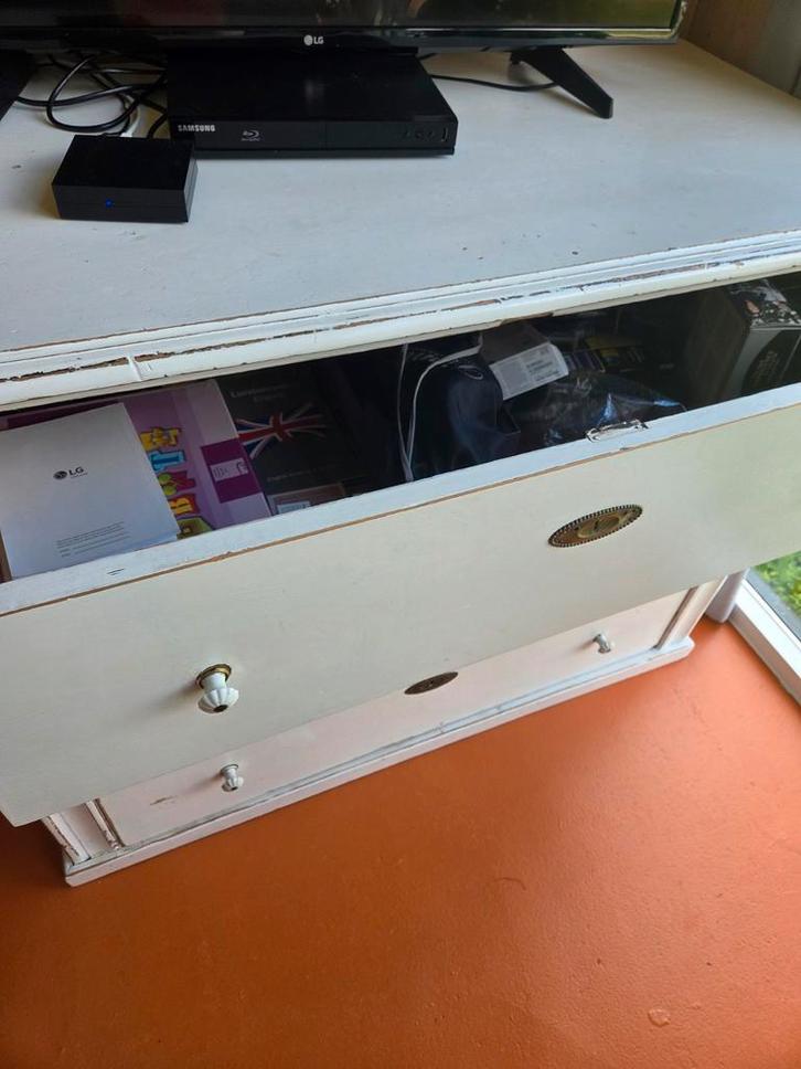 Witte commode met 3 lades, Huis en Inrichting, Kasten | Dressoirs, Gebruikt, 50 tot 100 cm, 50 tot 75 cm, Met lade(s), Overige houtsoorten