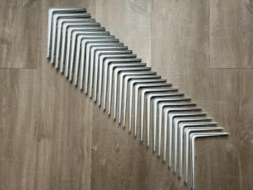 Plankdragers 17x12 cm. Kleur wit. 29 stuks beschikbaar voor biedingen