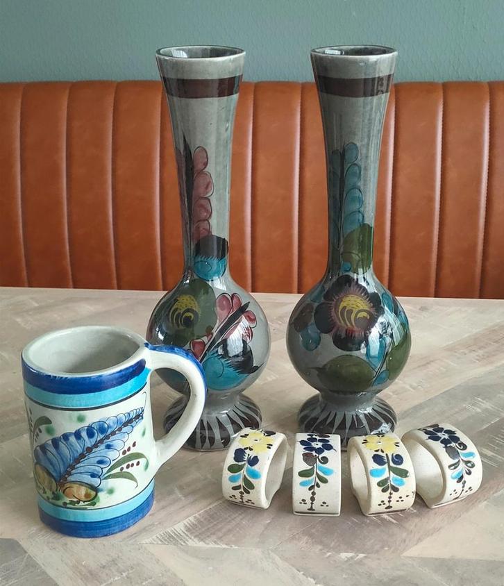 Tonala vazen, mok en servetringen, Antiek en Kunst, Antiek | Keramiek en Aardewerk, Ophalen of Verzenden