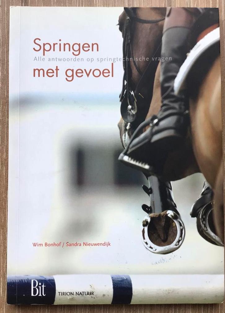 9789052105840 – Springen met gevoel - Wim Bonhof, Boeken, Dieren en Huisdieren, Zo goed als nieuw, Paarden of Pony's, Ophalen of Verzenden