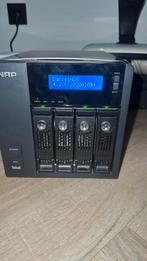 QNAP + 4x2tb WD BLACK (1 defect), Ophalen of Verzenden, Zo goed als nieuw