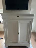 Leuke oude kast, licht grijs,binnenkant iets donkerder grijs, Antiek en Kunst, Antiek | Meubels | Kasten, Ophalen