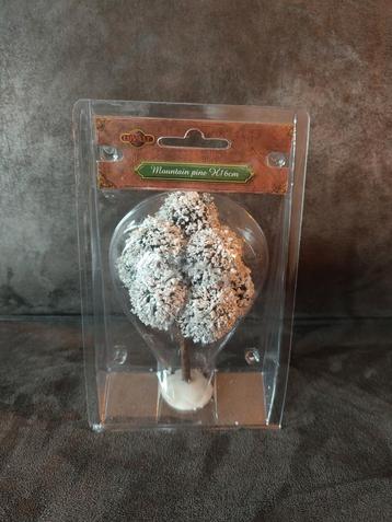Luville Mountain Pine - kunst kerstboom  beschikbaar voor biedingen